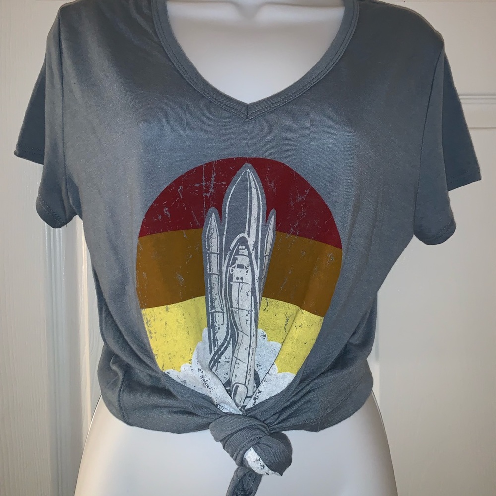 NWT💖NASA T-Shirt